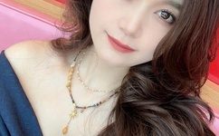 迪士尼关闭前数千游客冒雨涌入